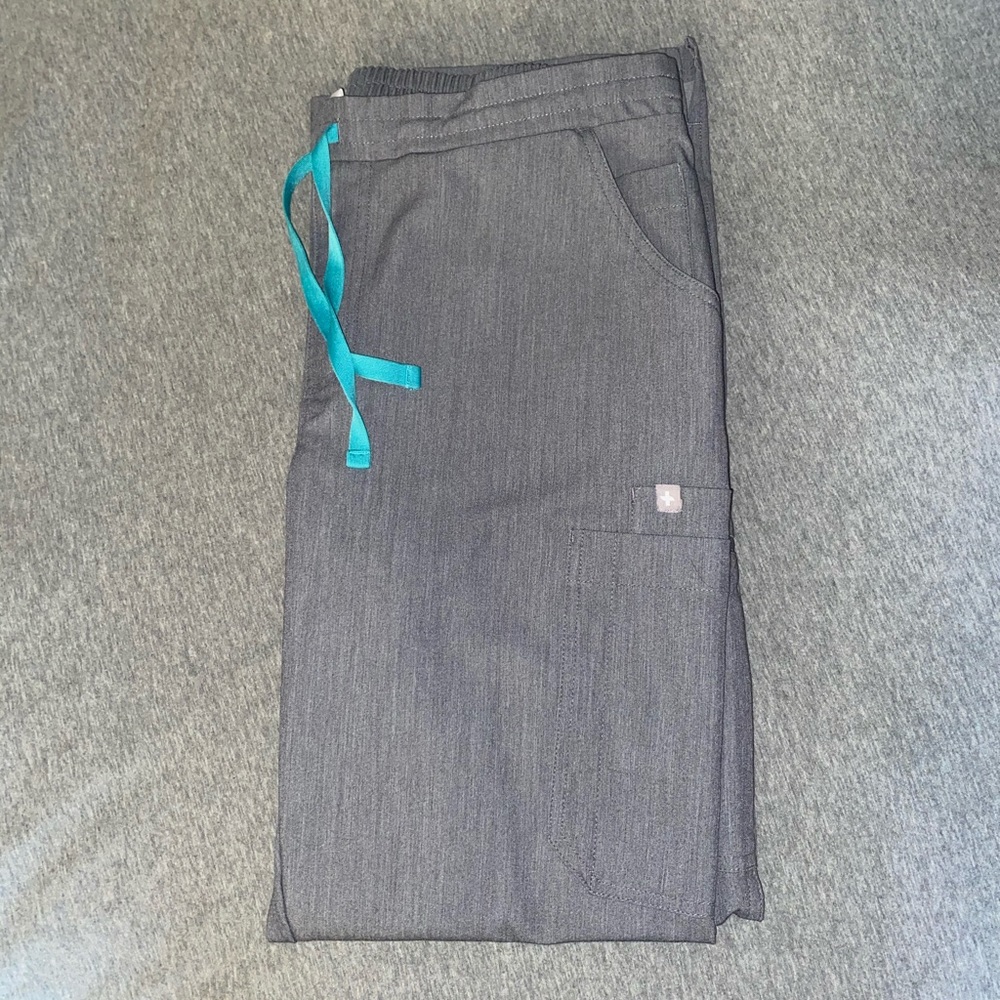 Figs Yola scrub pants